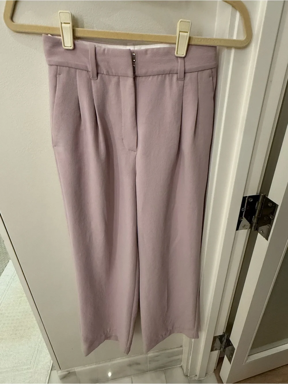 Aritzia Cropped Effortless Pant